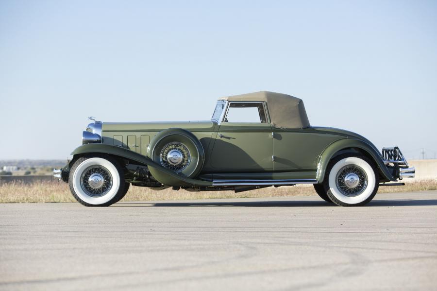  Chrysler CL Imperial Convertible Roadster by LeBaron 1932 года  (фото 15 из 26)